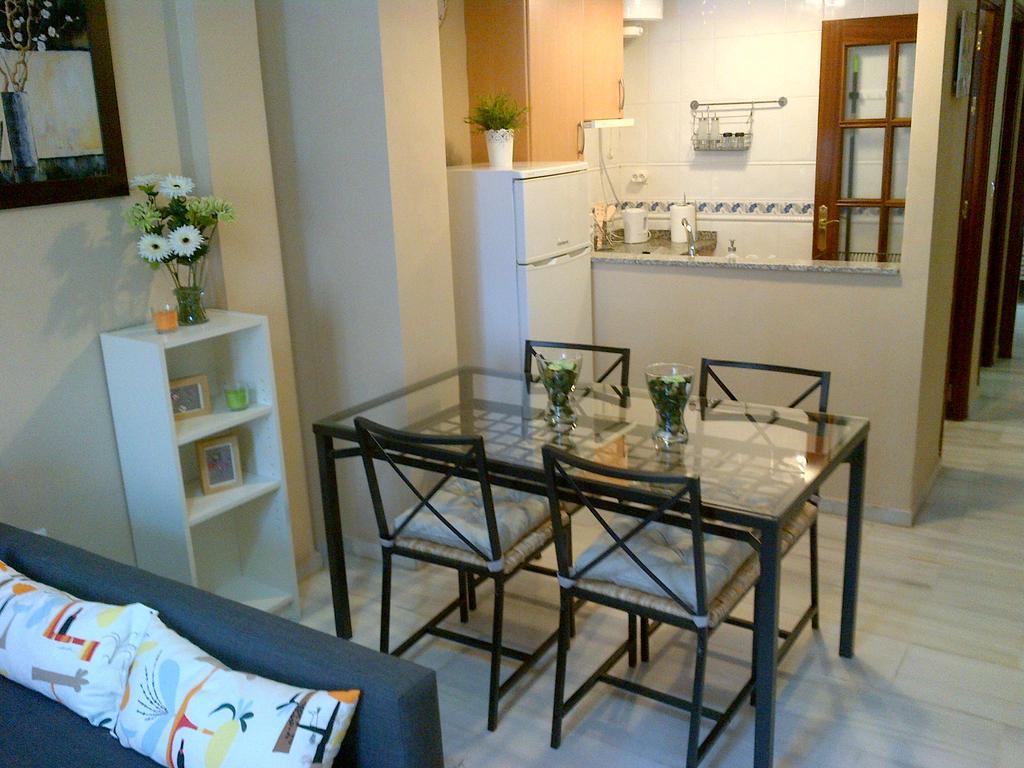 Ferienwohnung Triana Pureza Sevilla Exterior foto